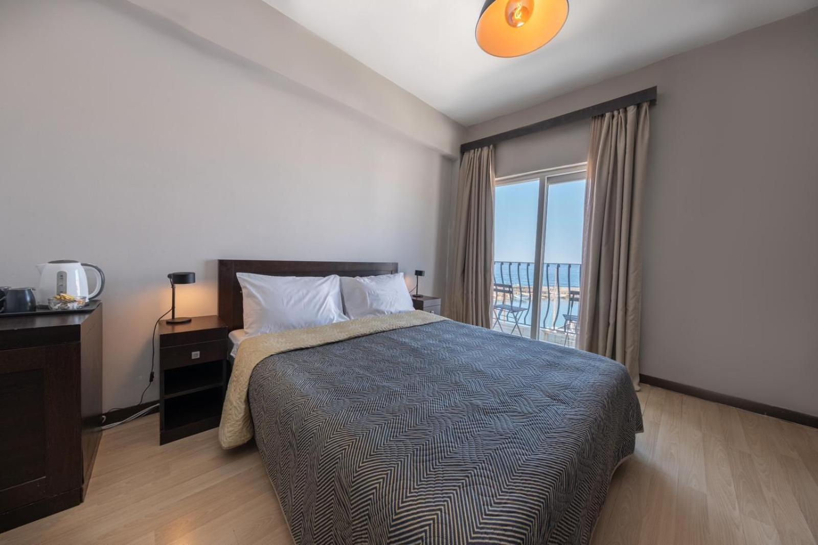 Kyrenia British Harbour Hotel Buitenkant foto