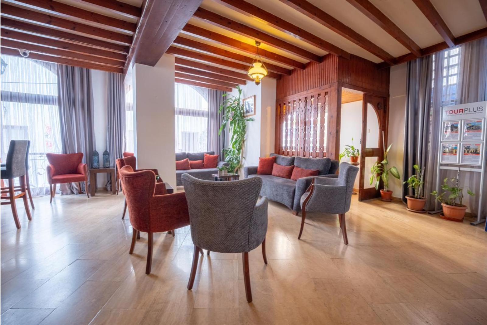 Kyrenia British Harbour Hotel Buitenkant foto
