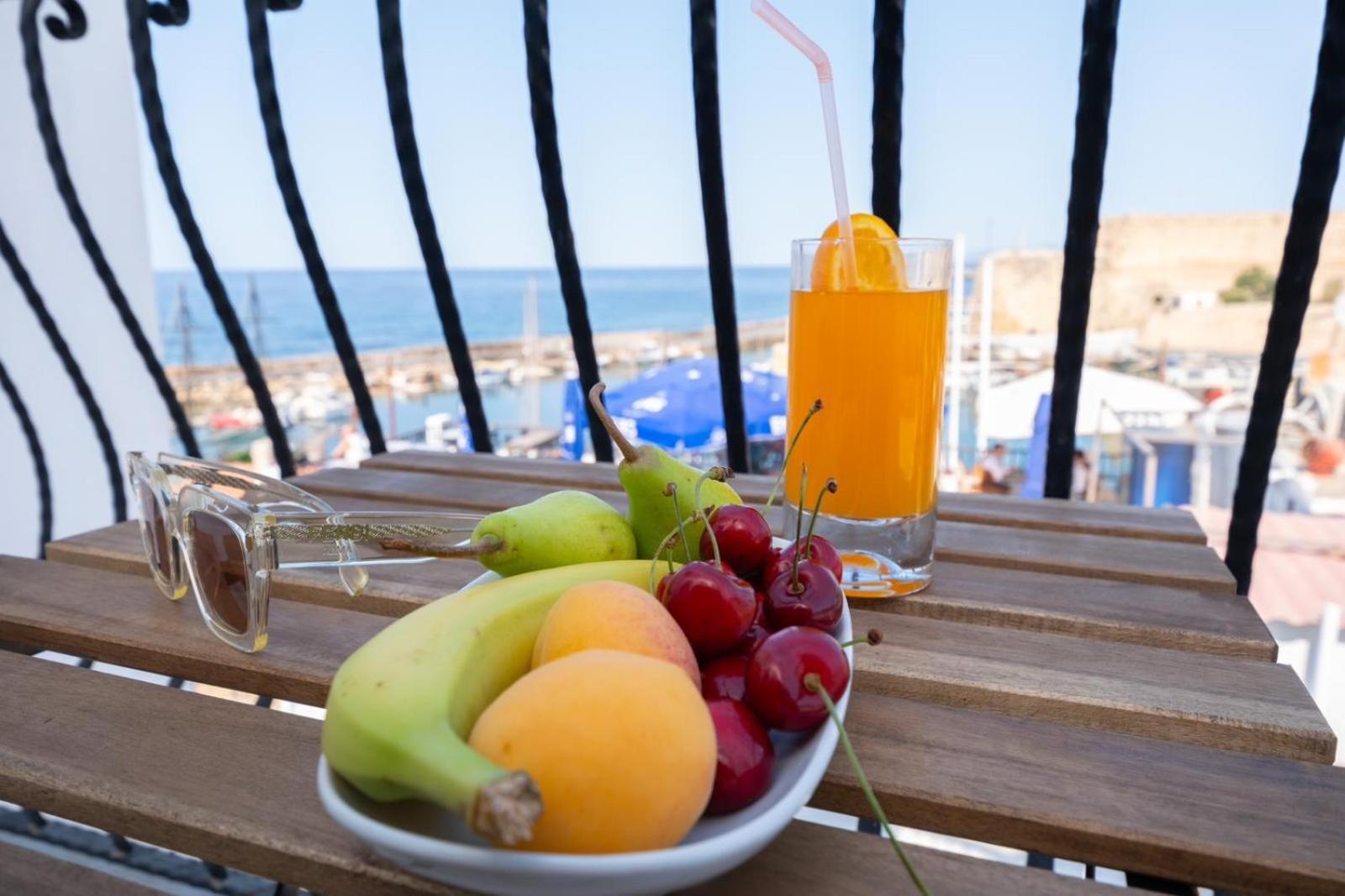 Kyrenia British Harbour Hotel Buitenkant foto
