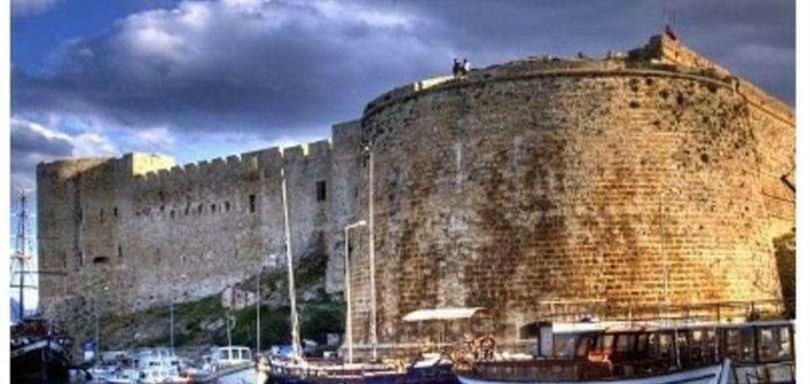 Kyrenia British Harbour Hotel Buitenkant foto